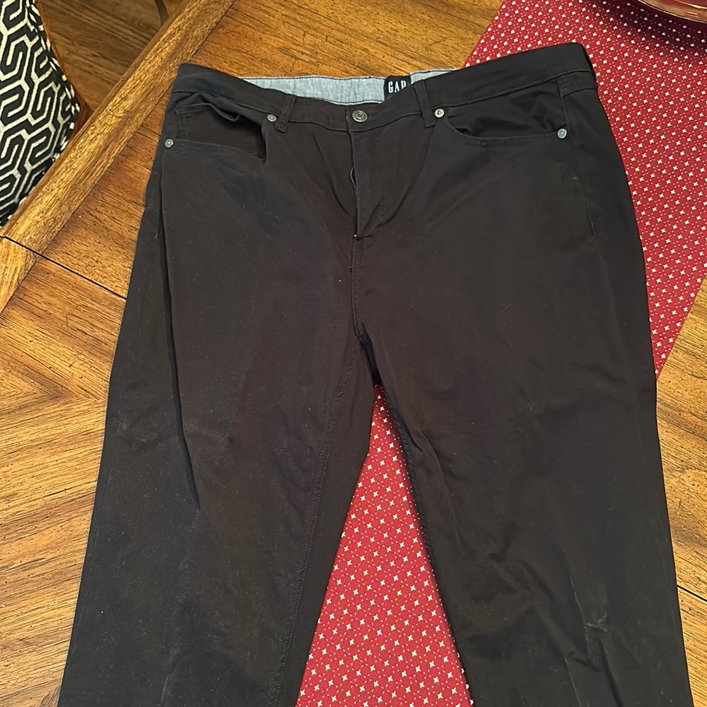 Men’s Black GAP pants 40x32